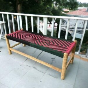 Classic Wooden Outdoor Bench - Stylish & Durable Seating Solution