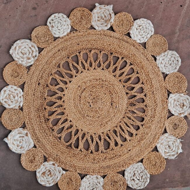 Sonia Collections Round Natural Jute Rug – Floral Scalloped Charm for Cozy Interiors