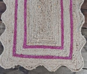 Floral Scalloped Round Jute Rug – Natural Fiber Area Rug for Cozy Living Room & Bedroom Decor