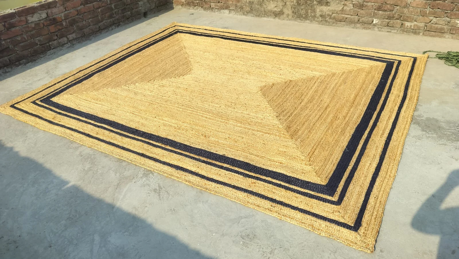 Handwoven Natural Jute Area Rug Modern Farmhouse Rug