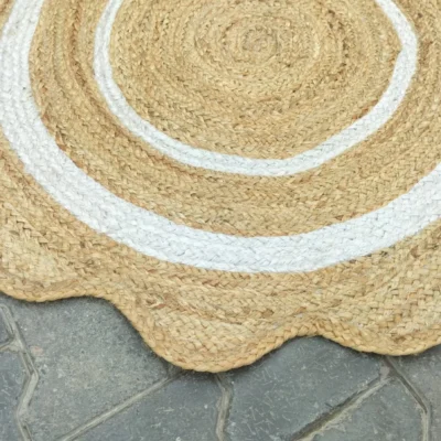 Round Jute Rug – Handwoven Natural Boho Area Rug with White Border