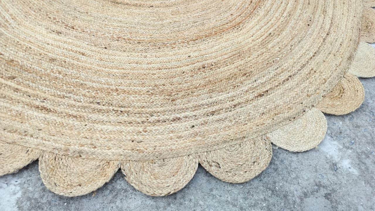 Handmade Natural Scalloped Round Jute Rug | Boho Farmhouse Area Rug