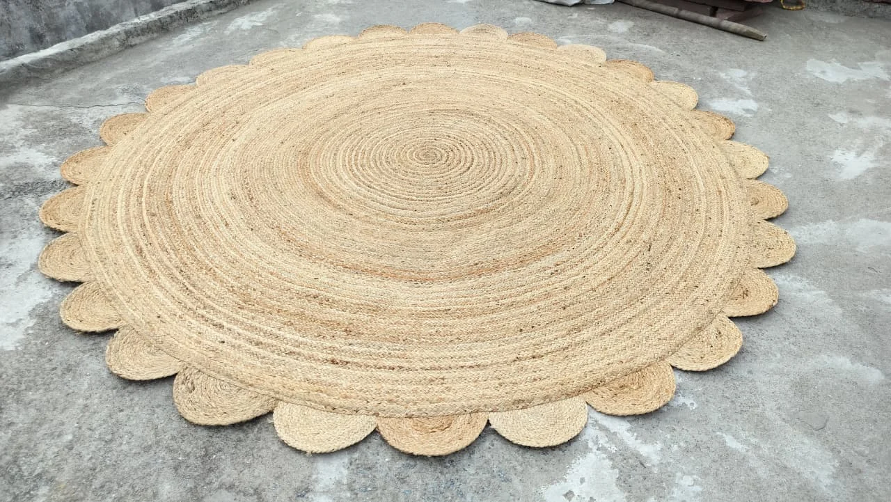 Handmade Natural Scalloped Round Jute Rug | Boho Farmhouse Area Rug
